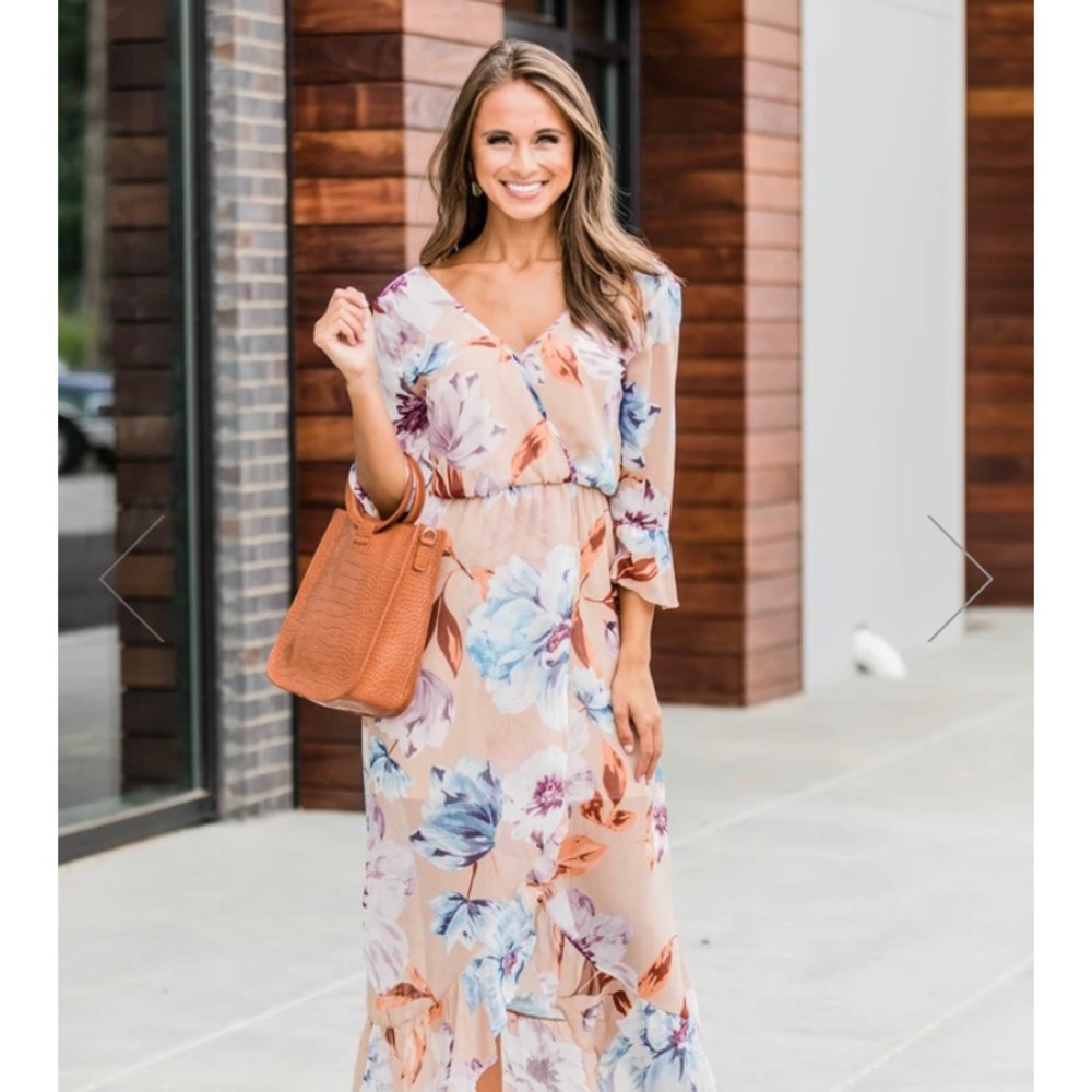 NWOT Pink Lily floral boutique dress - Picture 3 of 7